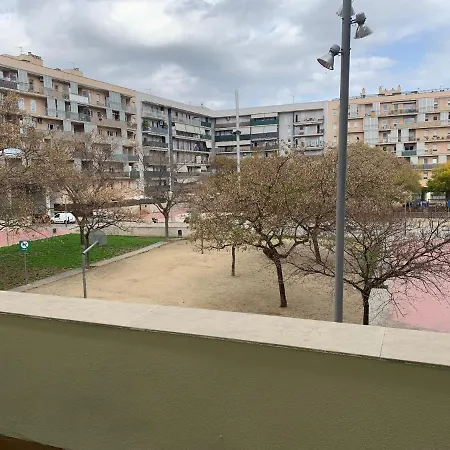 Espectacular Piso Con Fascinante Terraza Near Barcelona Appartement *